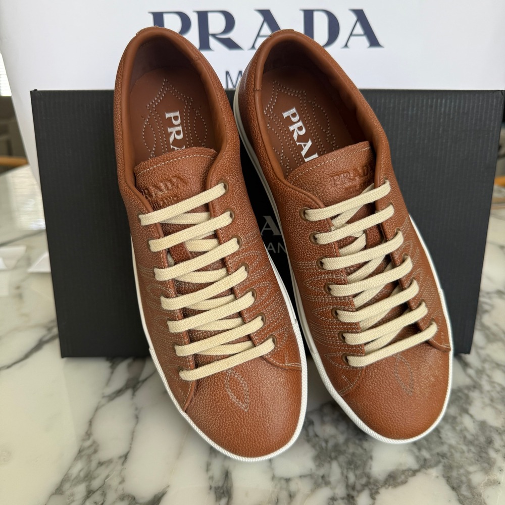 Prada Milano 2EE448 Mens Brown Pebbled Leather Low Top Sneakers, UK 7